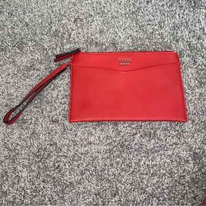 💕Guess Red Clutch Wristlet